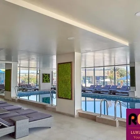 Rossa Luxury