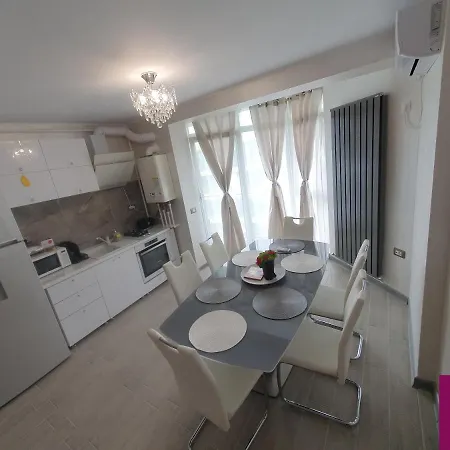 Rossa Luxury Apartament *